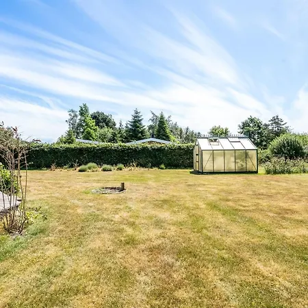 Alexis - 500m From The Sea By Interhome *